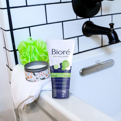 Biore Pore Unclogging Scrub with Salicylic Acid