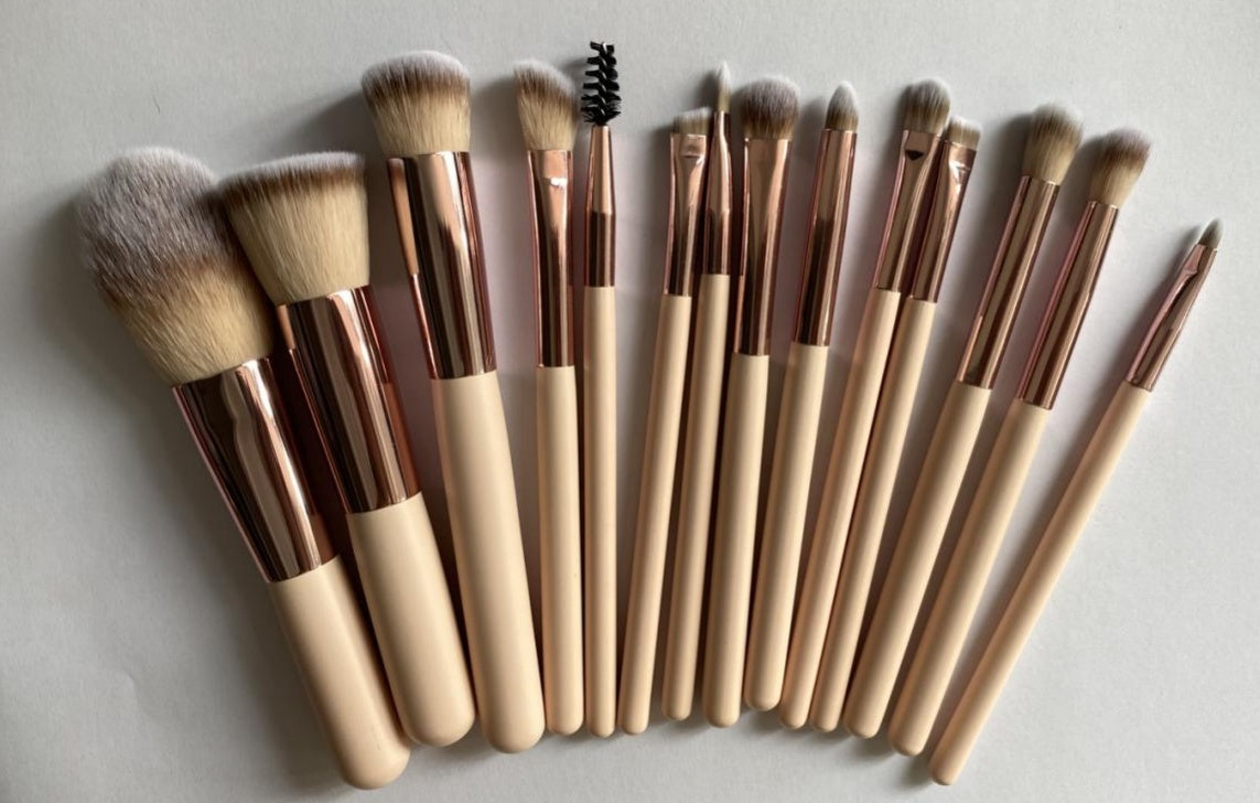 Makeup Brush Set with Rechargeable Luminous Touch Light Mirror & Travel Case